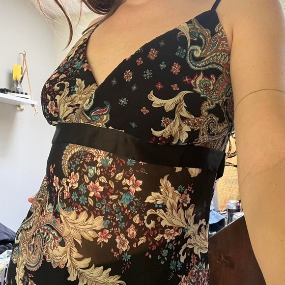 Paisley tie top 💘 - Picture 2 of 2